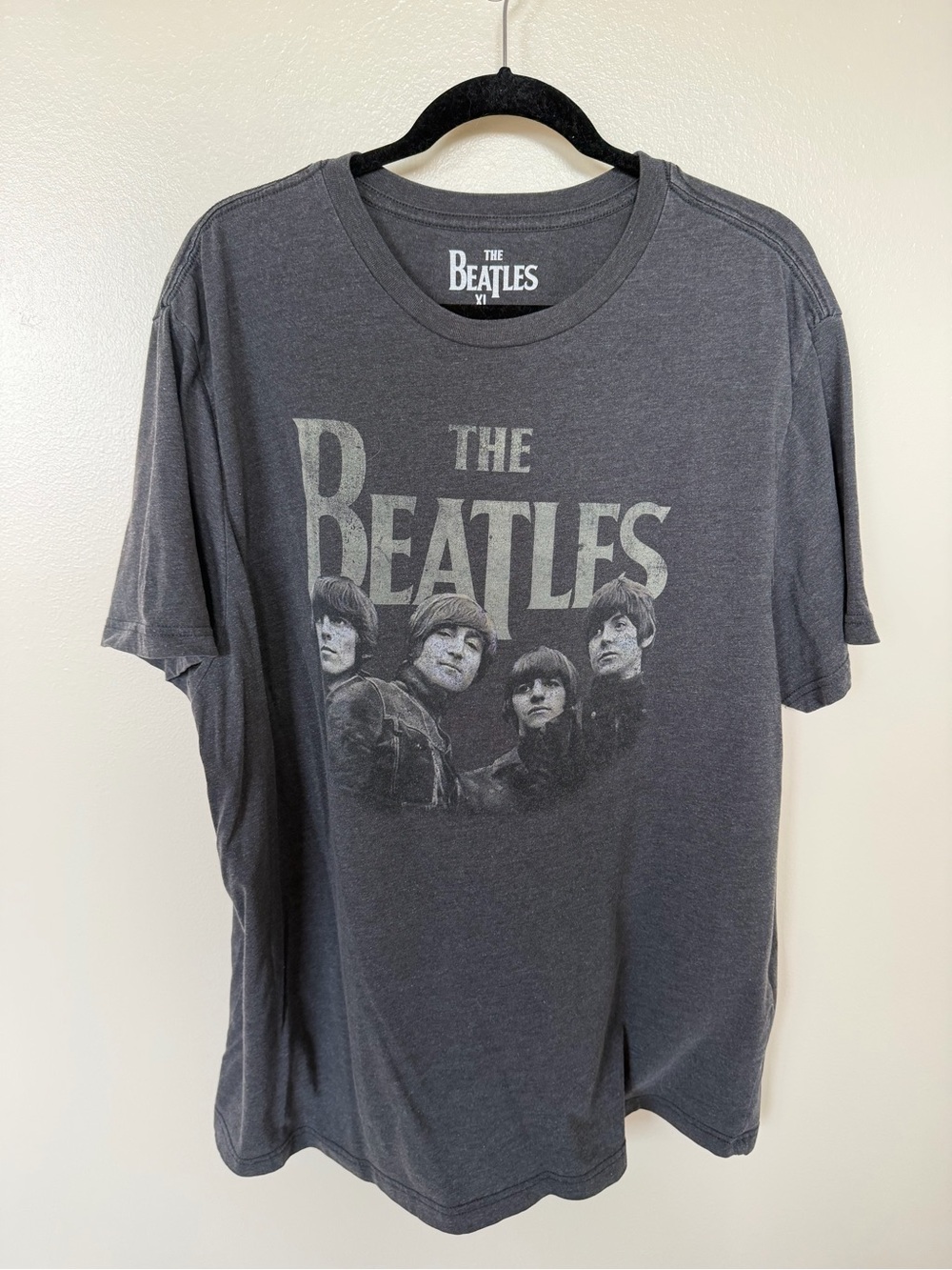 THE BEATLES 1965 American Tour Modern Graphic Tee